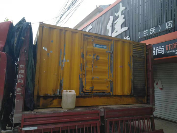 郊区发电机组功率与使用时间之间的关系